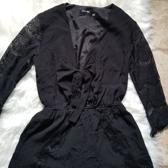 Do + Be Black Lace Tie Front Romper Small - Picture 9 of 9